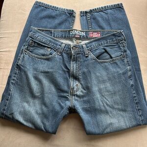DENIZEN LEVI’S JEANS 236 Regular Fit- Medium Wash 36 x 28 - see measurements!